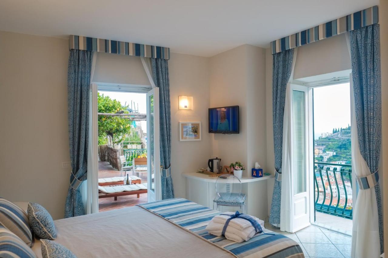 Villa Carlotta Minori Buitenkant foto