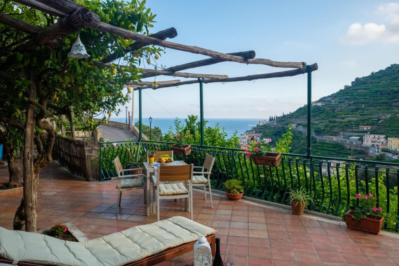 Villa Carlotta Minori Buitenkant foto